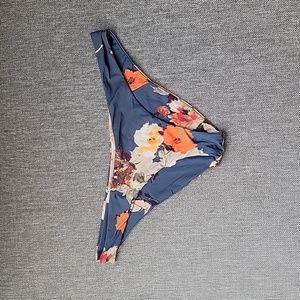 Boys & Arrows bikini bottoms, beautiful floral print. Size L